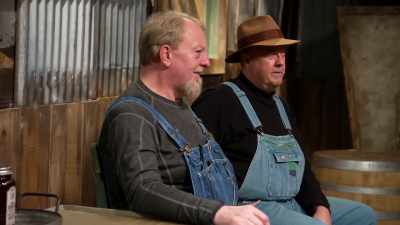 -Like chunky?
-Well, maybe. - Moonshiners: Master Distiller