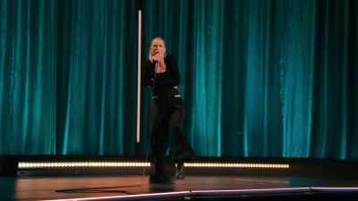 Like, "Dance!" - Iliza Shlesinger: Hot Forever