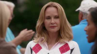 Like, did he ever bring
a woman there, - Chronicle Mysteries: The Deep End
