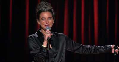 Like, this fucking sucks... so much!" - Jenny Slate: Stage Fright