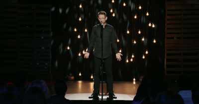 Like, when Half Baked came out,
it wasn't well reviewed-- - Neal Brennan: 3 Mics