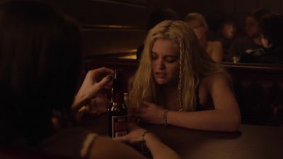 Like, how can you fuck up
serving burgers, - Twin Peaks