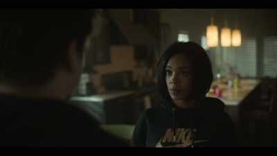 Like, I don't... I don't know
if she's having a breakdown or what, - Raising Dion
