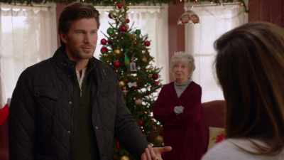 Like, I loved- loved him,
but... - Christmas Unleashed