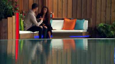 Like, if, and any guy
could walk in here now, - Love Island