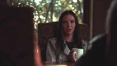 - Like, that it was like- JUJU: - Living for the Dead