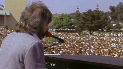 Like, it's just always there
when you're shopping, - Music Box: Yacht Rock: A DOCKumentary