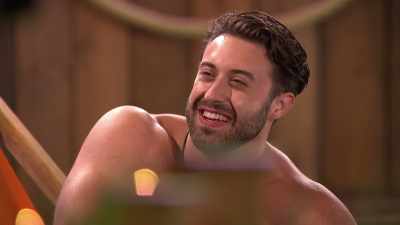 Like Javi is so fun
and he'd be such a laugh - Love Island