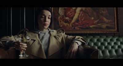 Like, let's protect the fact
that you're normal, - The Nowhere Inn