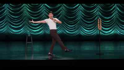 Like Odell Beckham.
She just, like, one hand, grabs it, - Ronny Chieng: Love to Hate It