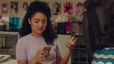 Like, okay,
so I look at this woman's candid. - The Bold Type