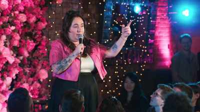 Like, only the people
that just clapped can clap this next time. - Liza Treyger: Night Owl