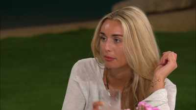 Like, you seem on the same,
like, wavelength, - Love Island
