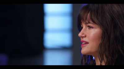 Like, she is actually revealing
things about herself - Jett