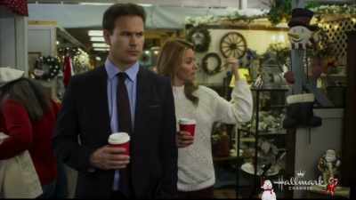 Like that. - Christmas Wishes & Mistletoe Kisses
