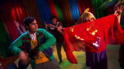 ♪ Like the wild elephant ♪ - The Big Bang Theory