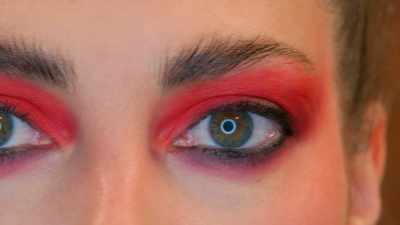 Like, there's small,
dark nuances around the eyes. - Glow Up: Britain's Next Make-Up Star