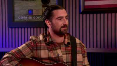 Like, there's
that one comedian that only - Nate Bargatze's Nashville Christmas