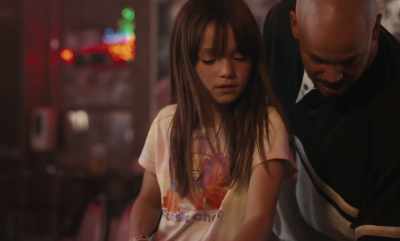 - Like this, right?
- Remember the leg, yeah, - In the Summers