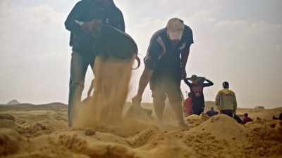 Like those digging in the desert
today, I've been inspired by - Tutankhamun: Secrets of the Tomb