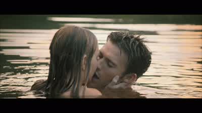 ♪ Like wildfire♪ ♪ Like wildfire♪ - The Longest Ride