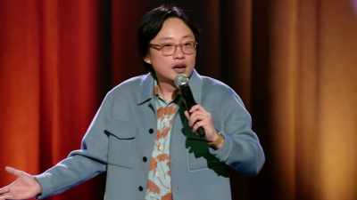 Like, he would come up to me,
be like, - Jimmy O. Yang: Guess How Much?