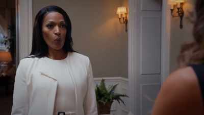[Lilly laughs] - Tyler Perry's The Oval