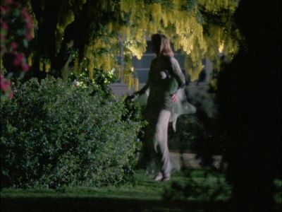 - Lily. Over here. - Agatha Christie's Poirot