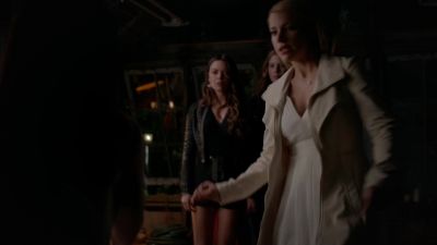 Lily, you're bleeding. - The Vampire Diaries