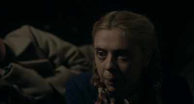 - [Lina] Can you get to them?
- [scoffs] - Ashes in the Snow
