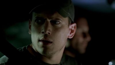 Linc, stop the car. - Prison Break