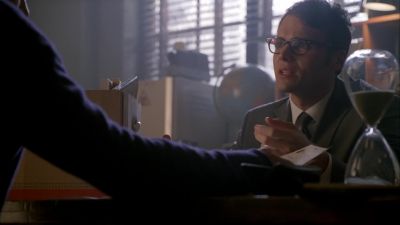 Lincoln:
There's not much in here. - Fringe