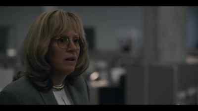 Linda. Can I see you a moment? - American Crime Story