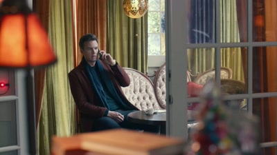 - Linds'.
- Hey, Luke. I'm in the studio - When Christmas Was Young