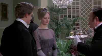 - Liqueur, madam.
- Thank you. - The Thirty Nine Steps