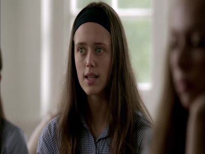 Lisa Bainwright? Yes, miss. - Endeavour