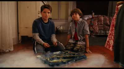 Lisa? Does "cryonic" mean ice? Lisa. Help. - Zathura: A Space Adventure