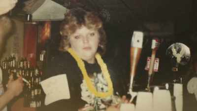 [Lisa] I was arrested
on state charges.
I had seven counts. - Queen of Meth