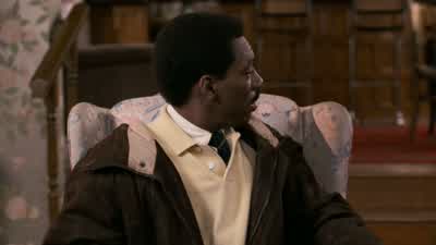 Lisa, I must leave. - Coming to America