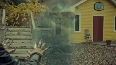 Lisa, Nathan's coming. - Haven