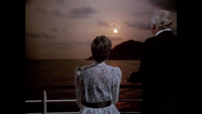 Lisa: Oh, beautiful night. - The Love Boat