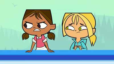 - Listen. All we have to do
is get Gwen to make a noise. - Total DramaRama