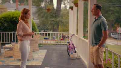 Listen, you got a minute
to chat about our visitation schedule? - Sweet Magnolias