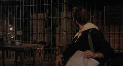 Listen, I can't talk right now.
Can I call you back? - The Apple Dumpling Gang Rides Again