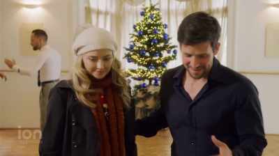 Listen, I know this is going
to sound completely strange, - Best Christmas Ball Ever!