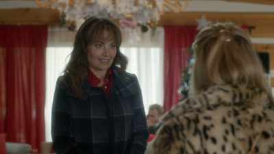 Listen, just let me know - The Enchanted Christmas Cake