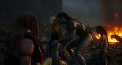 - Listen. Listen. Listen to me.
- No... - Avatar: The Way of Water