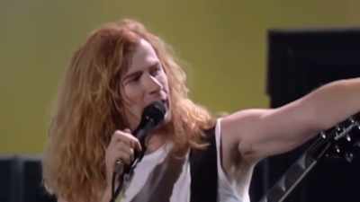 Listen, look right there.
See the little yellow light? - Woodstock 99: Peace Love and Rage