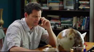- Listen to me, C. P.
- Please don't call me that. - Pearl in Paradise