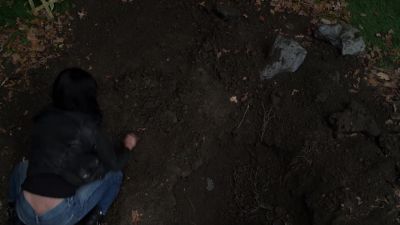 Listen to me! Put your hands up! - Marvel's Jessica Jones